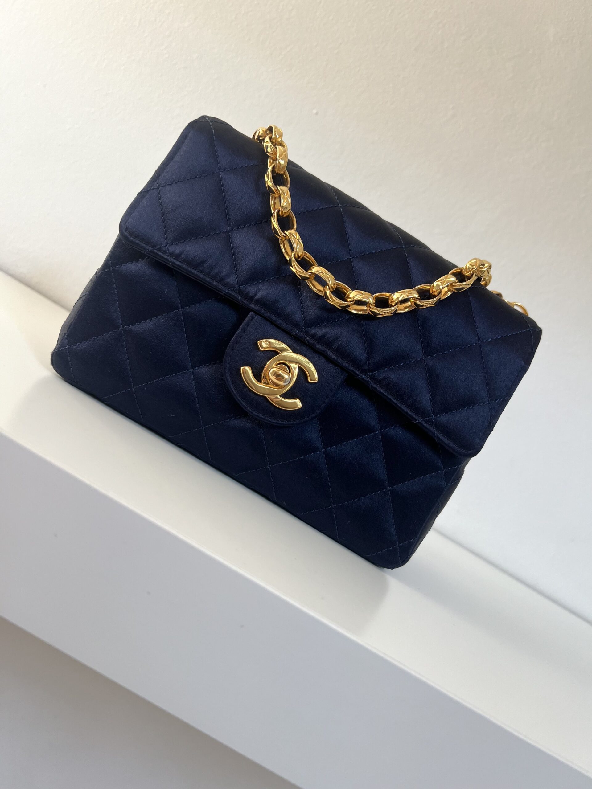 BORSA MINI IN RASO DI SETA CHANEL