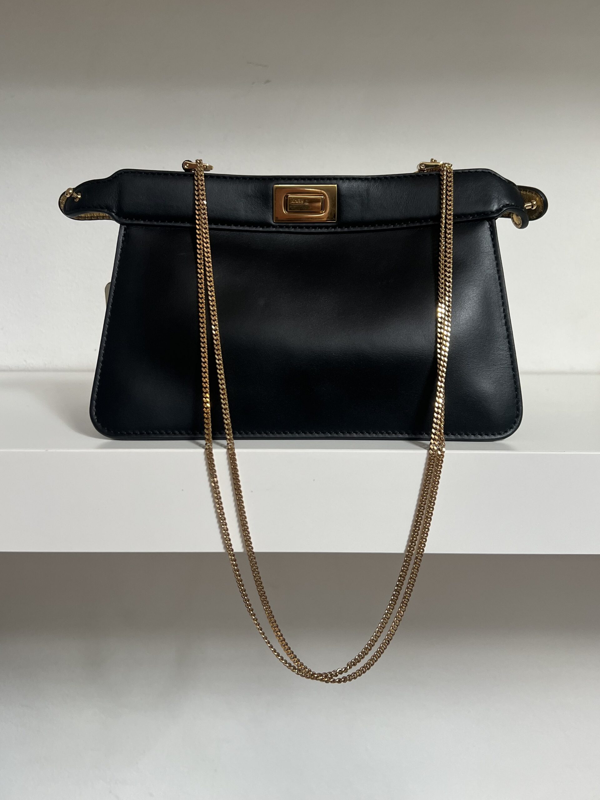 POCHETTE PEEKABOO CON FRANGE FENDI