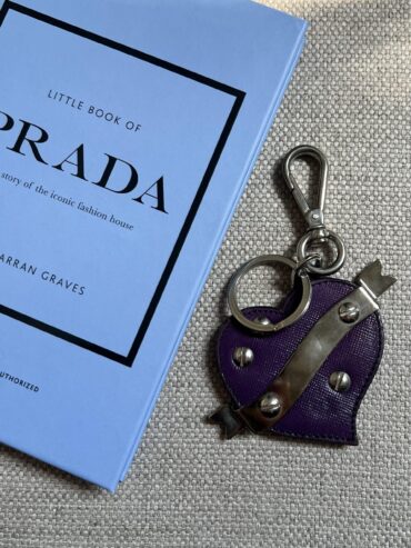 PORTACHIAVI CUORE PRADA - accessorio di lusso second hand