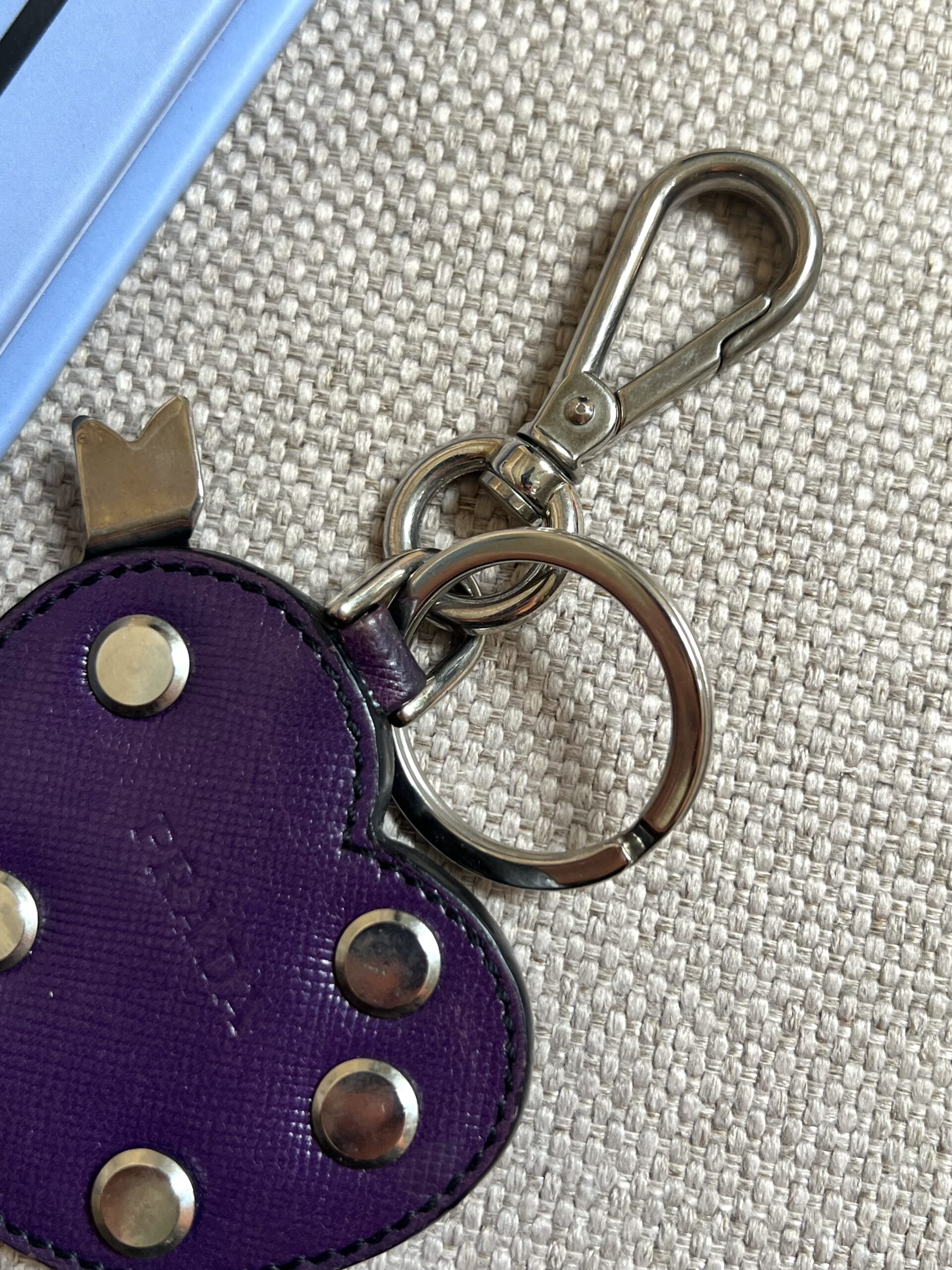 PORTACHIAVI CUORE PRADA