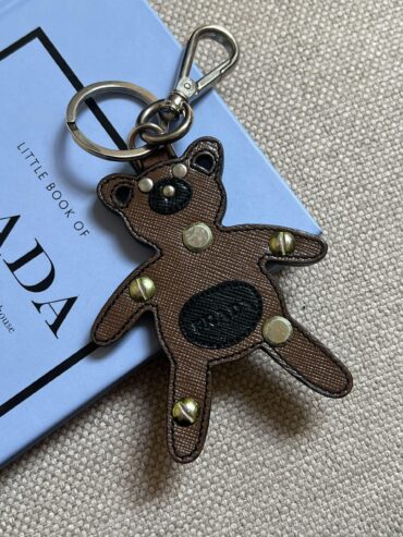 PORTACHIAVI ORSACCHIOTTO IN PELLE PRADA - accessorio di lusso second hand