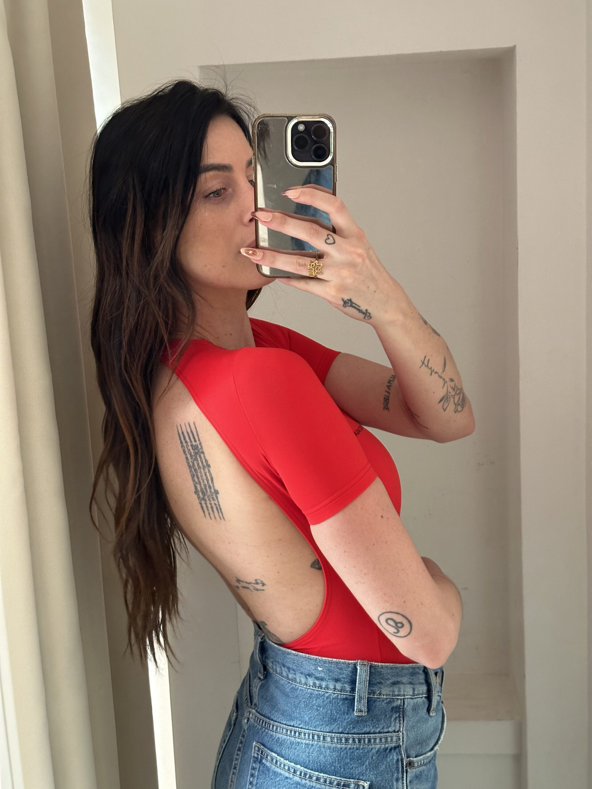 T-SHIRT ROSSA BALENCIAGA