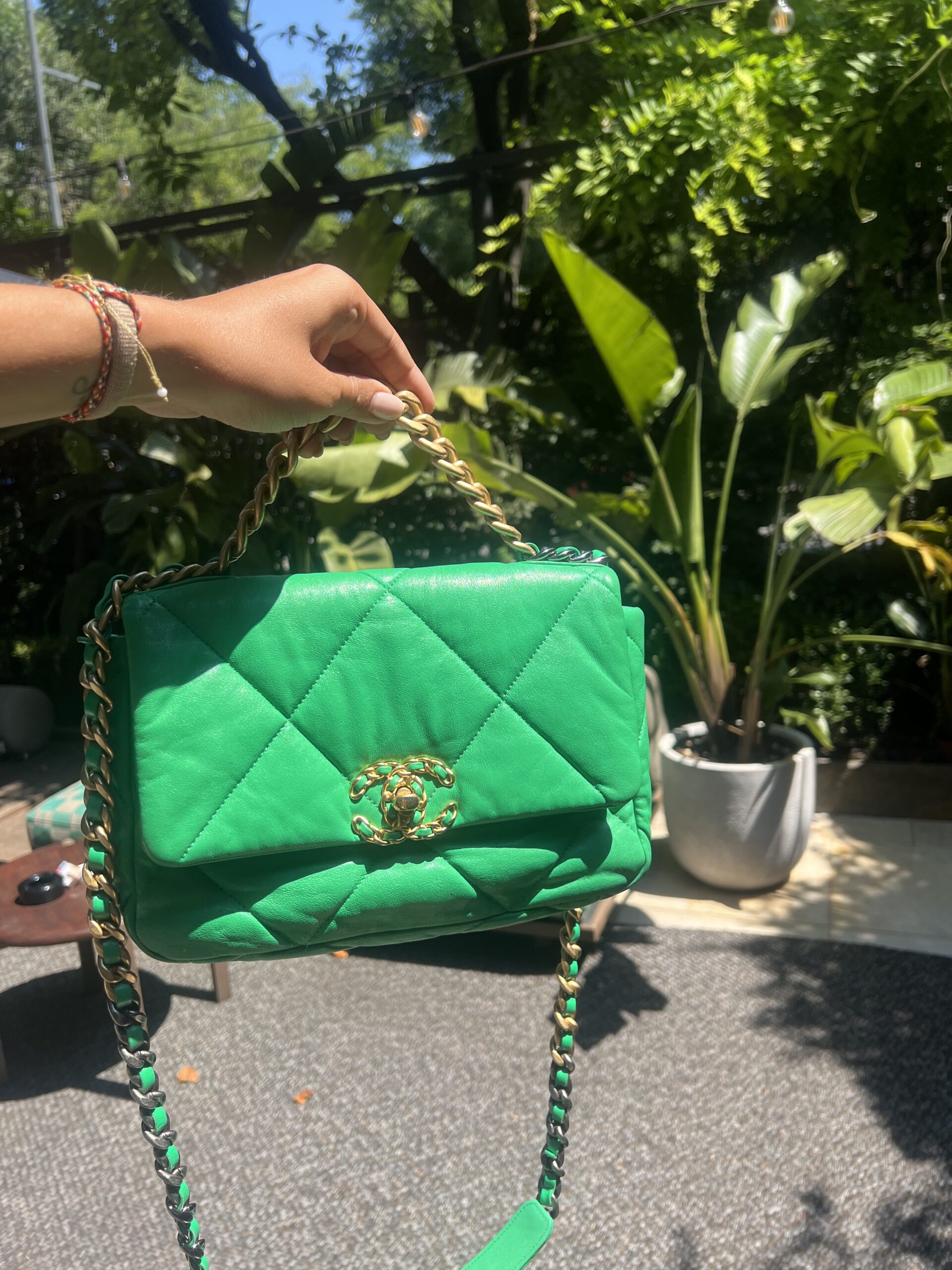 BORSA 19 MEDIA IN PELLE CHANEL