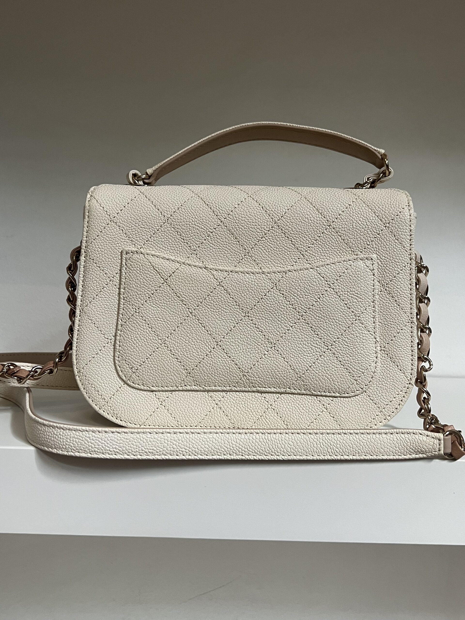 BORSA CON MANICO IN PELLE CHANEL