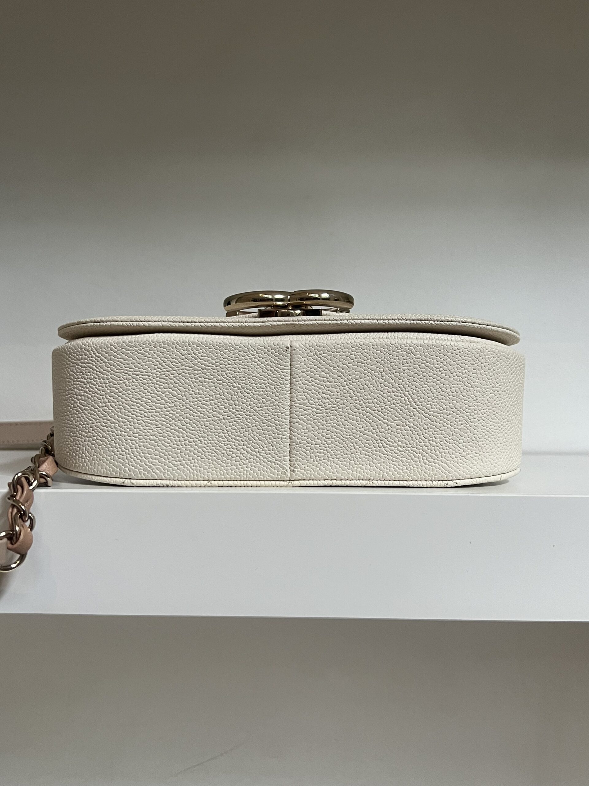 BORSA CON MANICO IN PELLE CHANEL