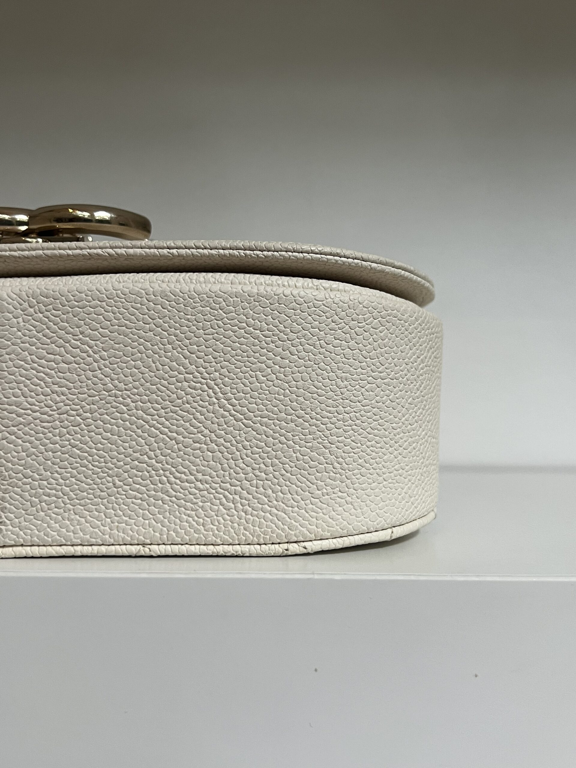 BORSA CON MANICO IN PELLE CHANEL