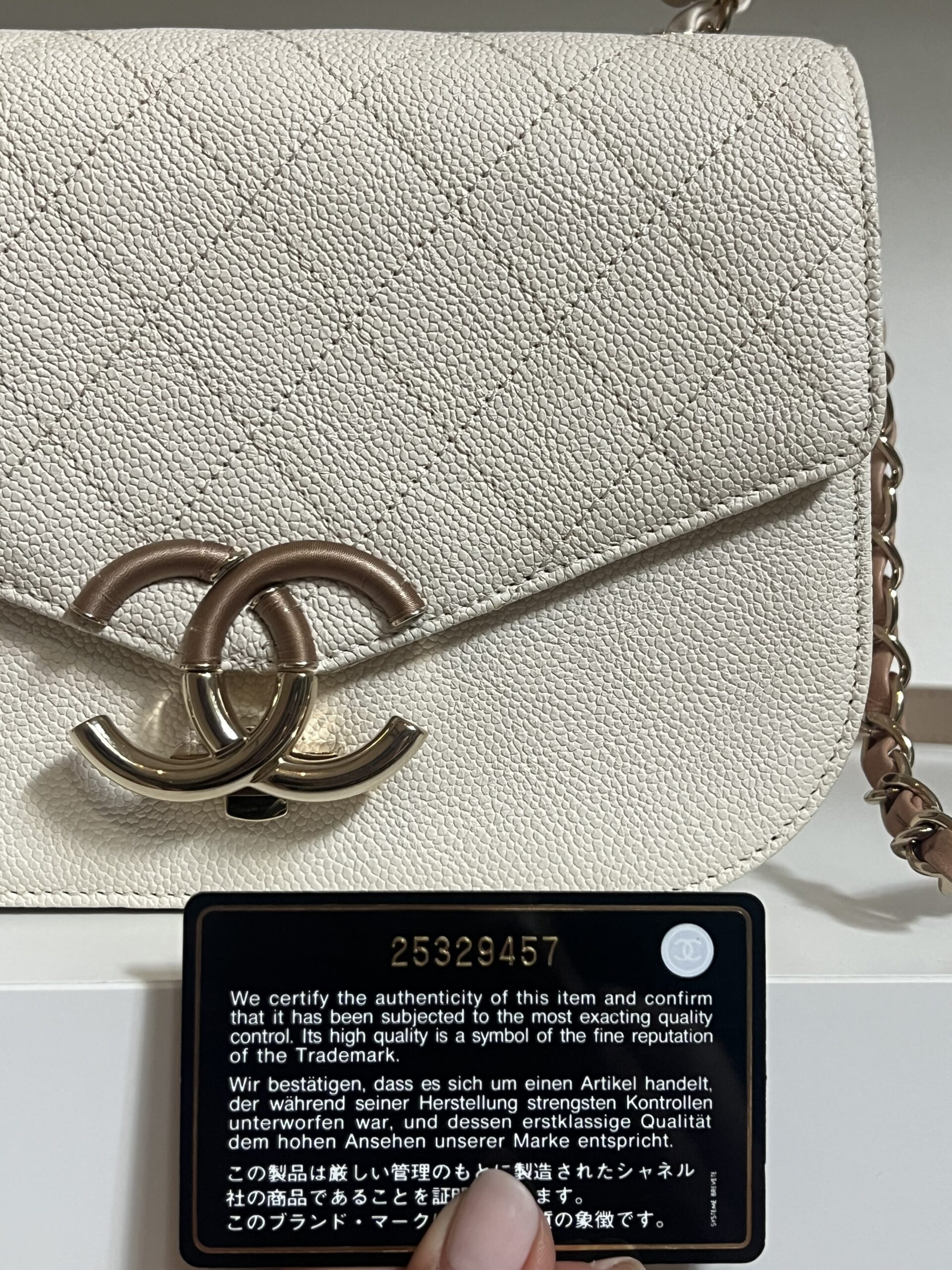BORSA CON MANICO IN PELLE CHANEL