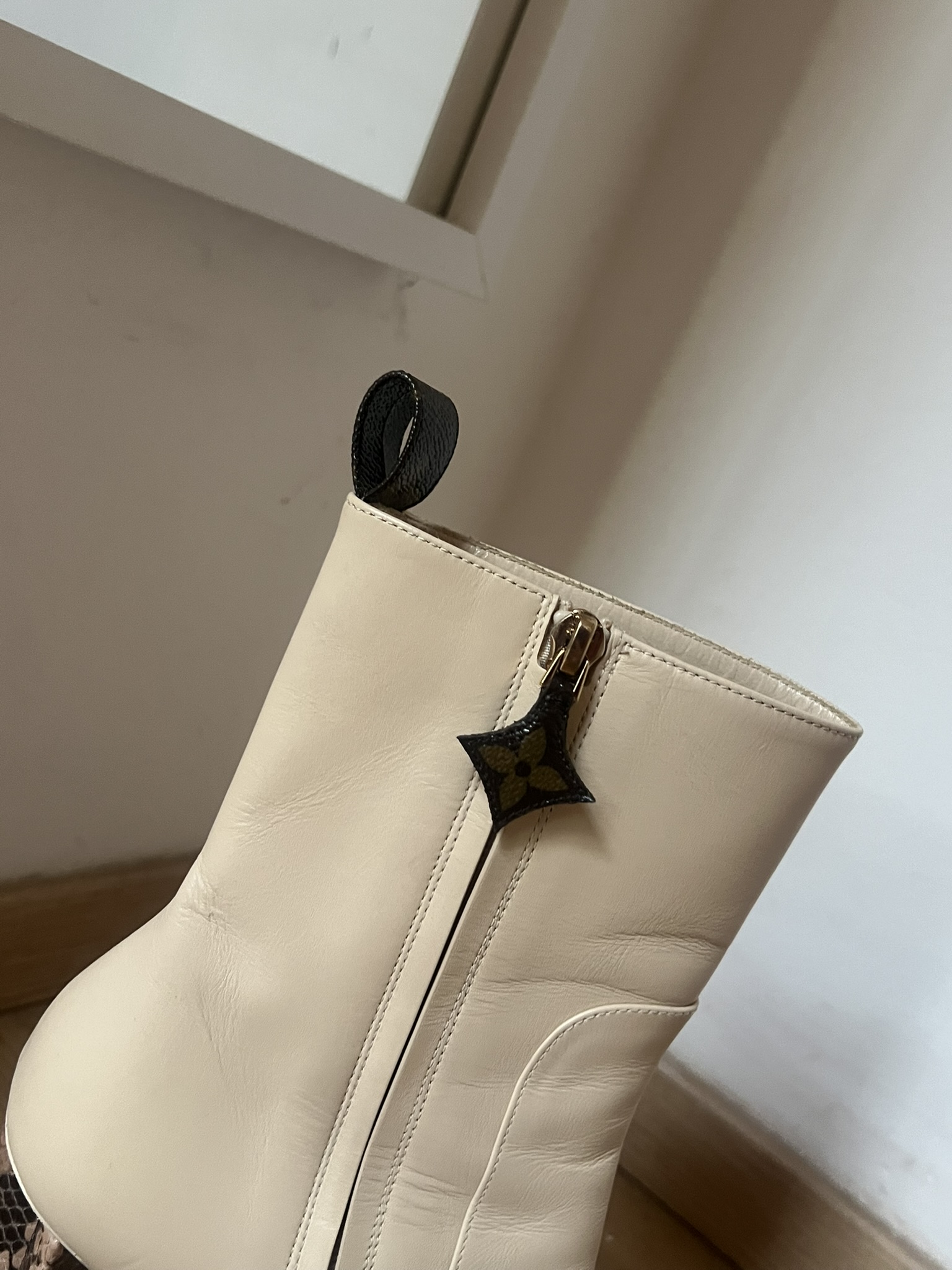 STIVALETTI SILHOUETTE LOUIS VUITTON