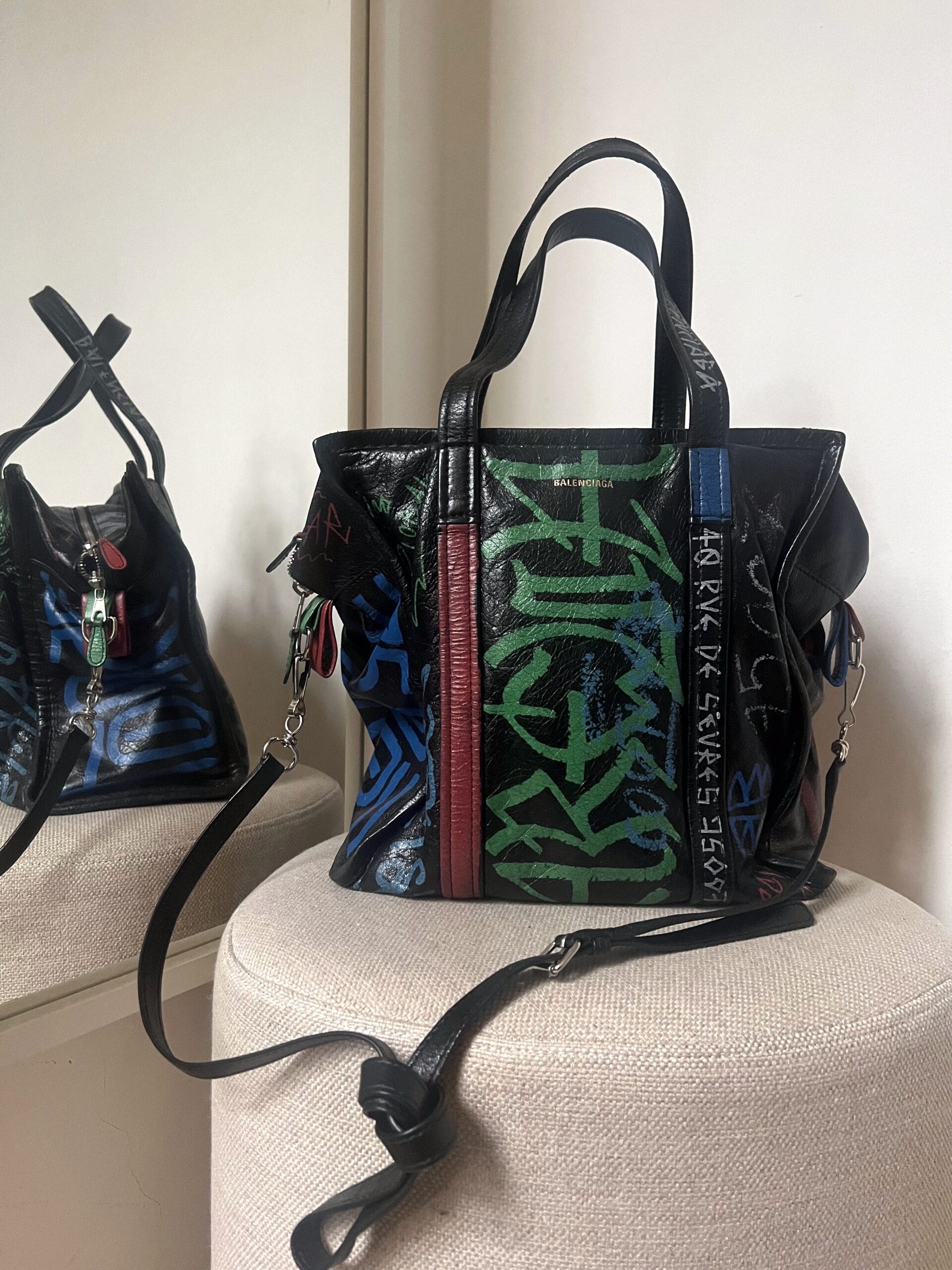 BORSA BAZAR IN PELLE GRAFFITI BALENCIAGA