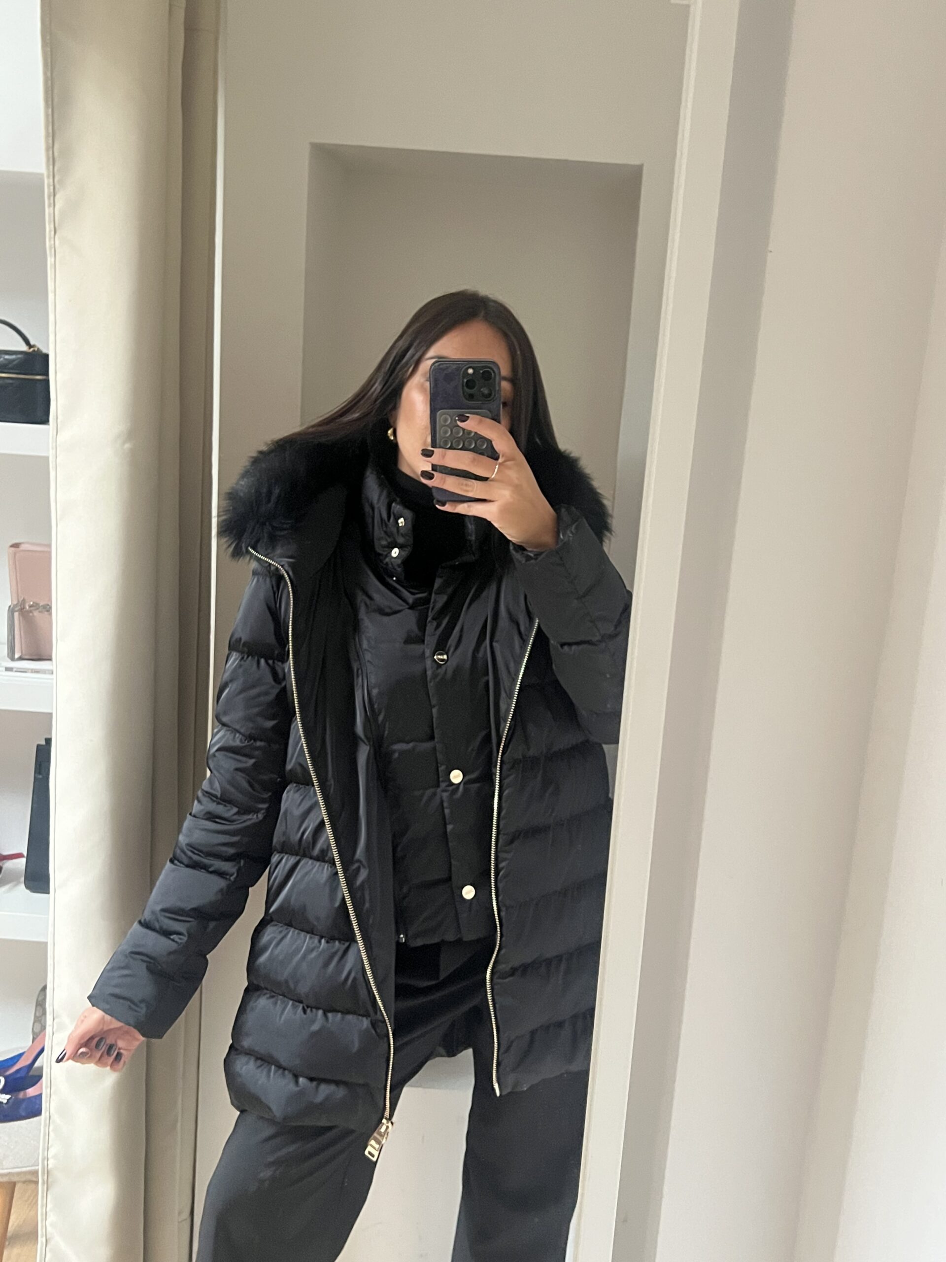 PIUMINO CON CAPPUCCIO HERNO