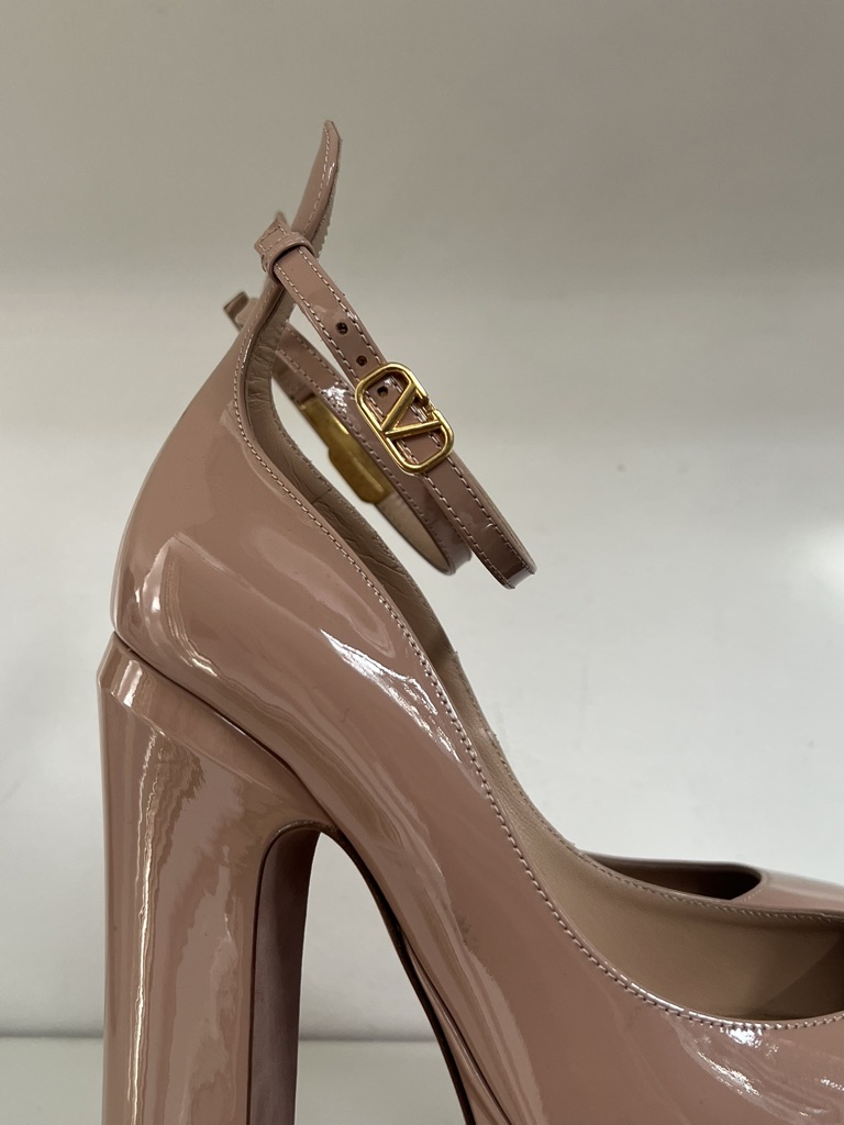 PUMPS PRISCILLA CON PLATEAU VALENTINO