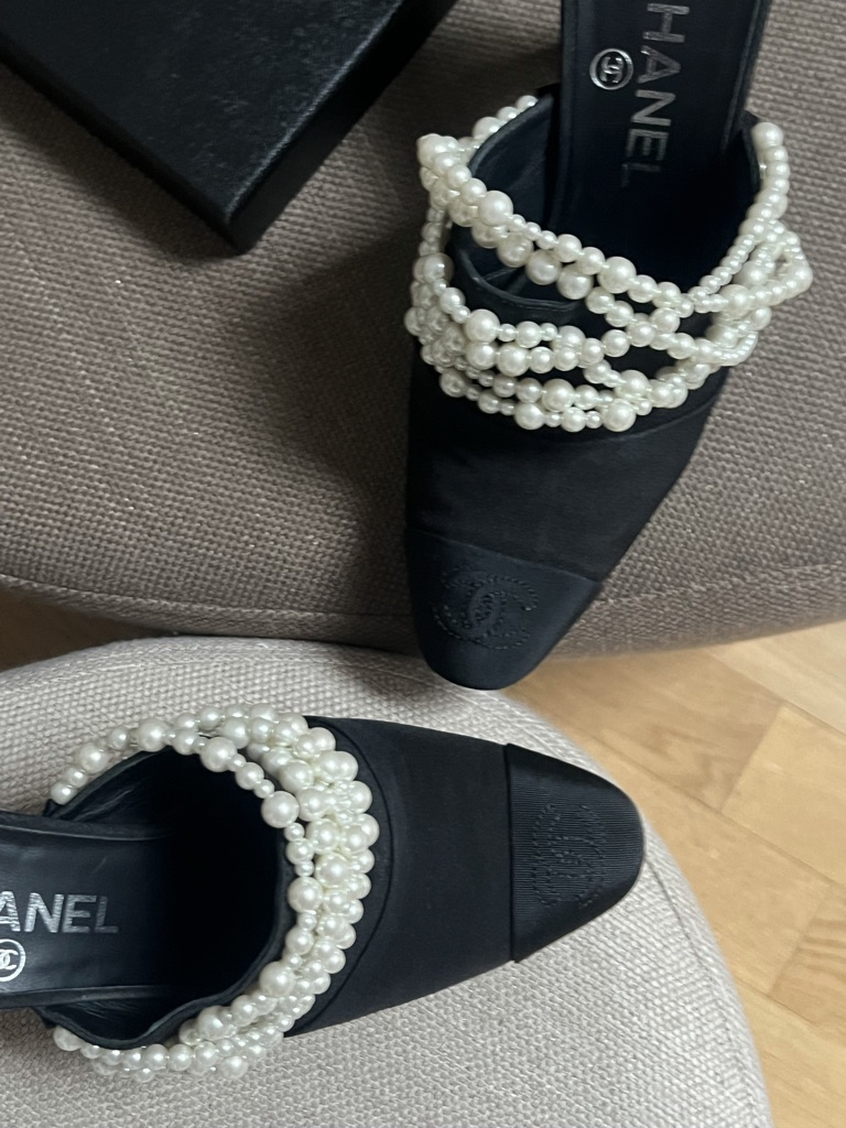 SABOT CON TACCO E PERLE CHANEL