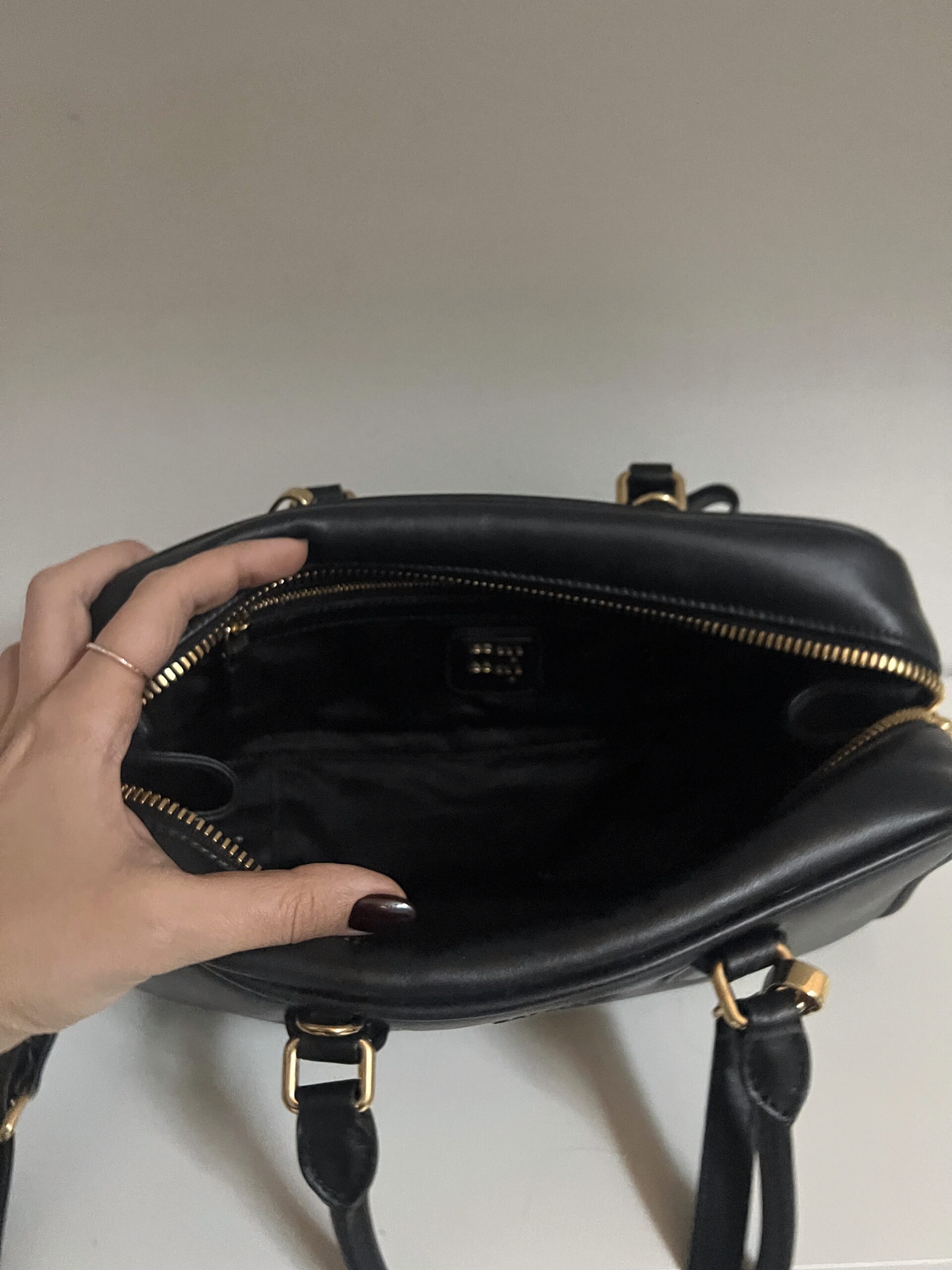 BORSA ARCADIE GRANDE MIU MIU