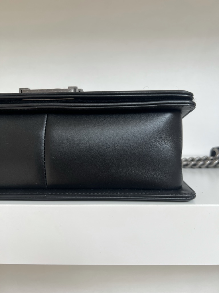BORSA BOY MEDIA IN PELLE CHANEL