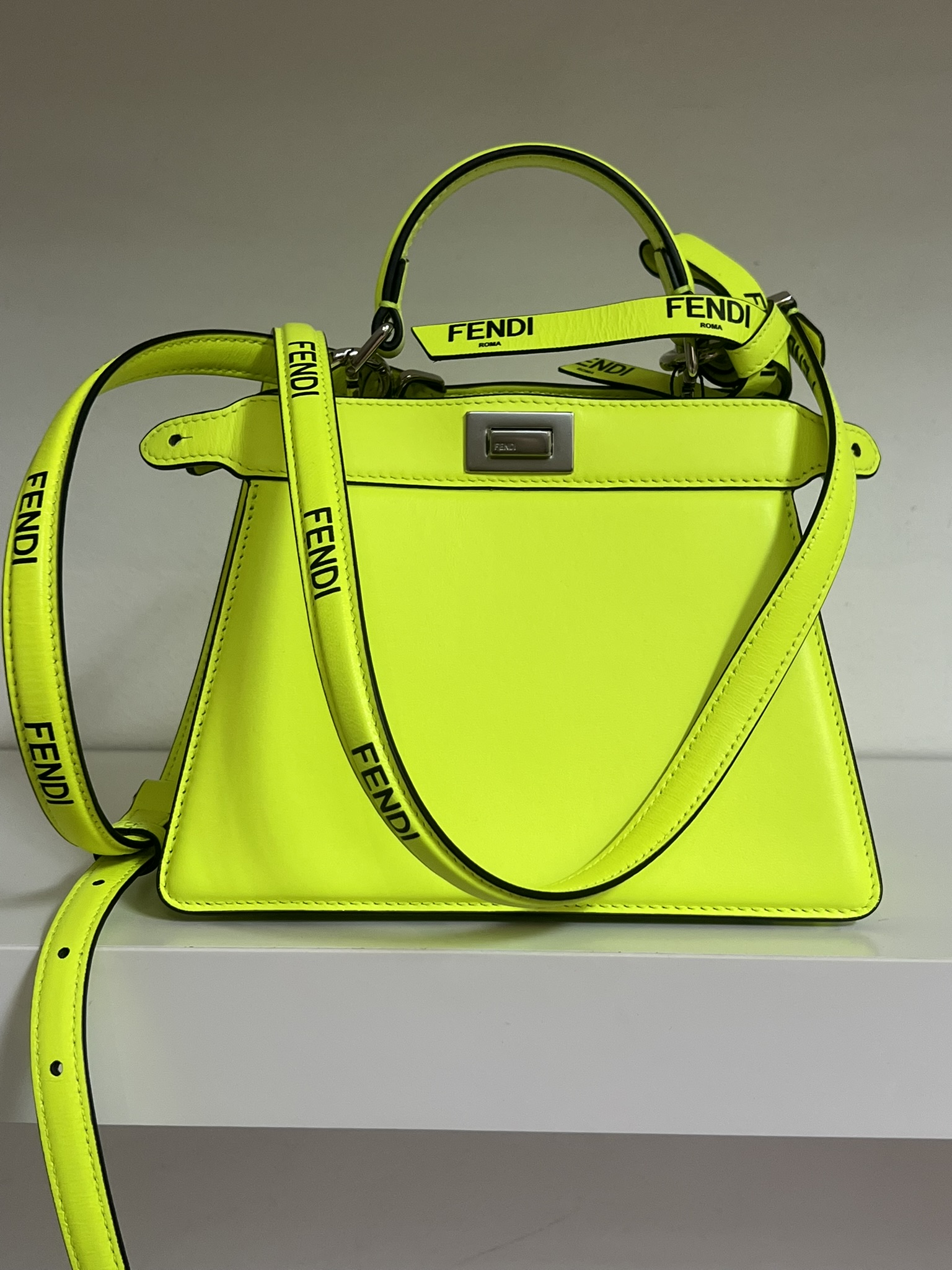 BORSA PEEKABOO ISEE U FENDI