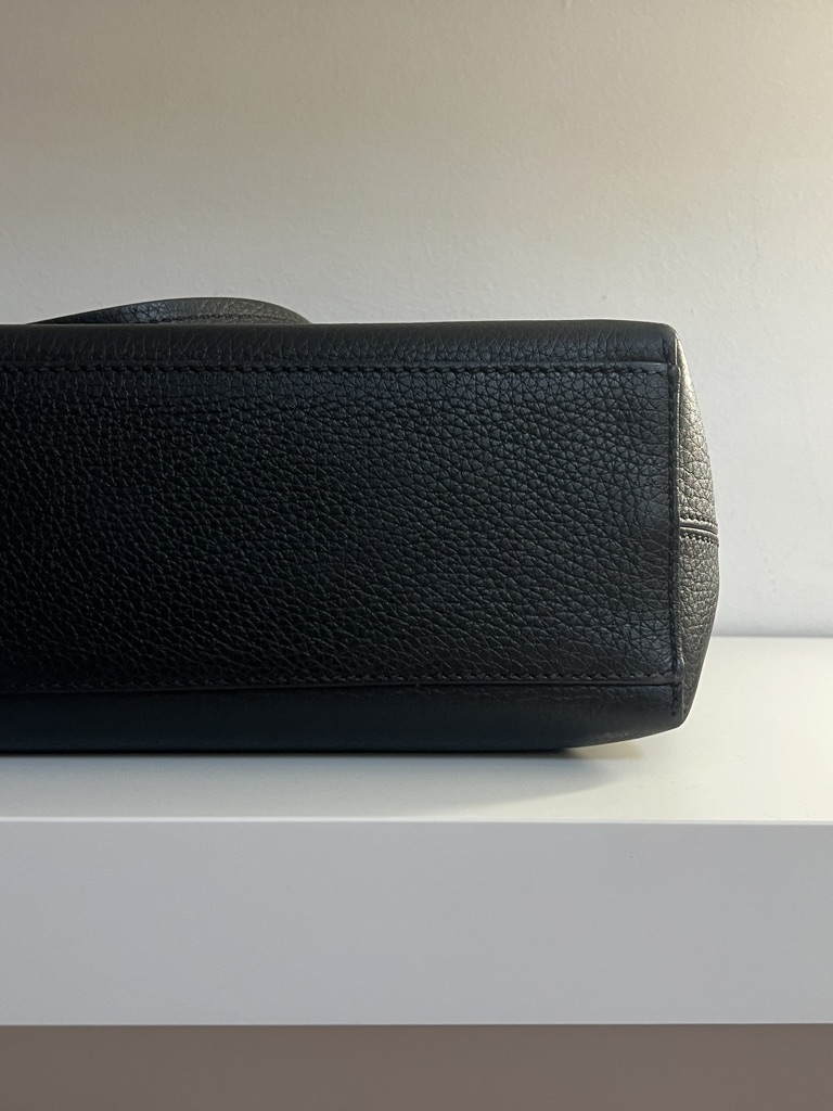 BORSA SHOPPING ROCKSTUD VALENTINO