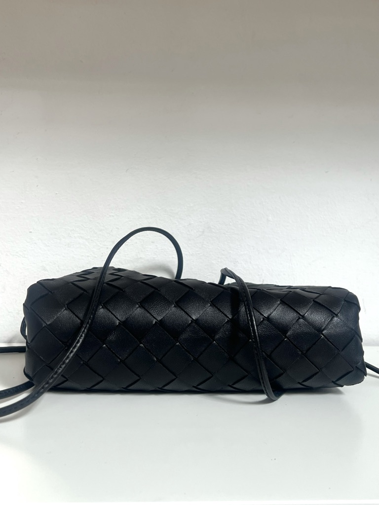 MINI POUCH IN PELLE BOTTEGA VENETA