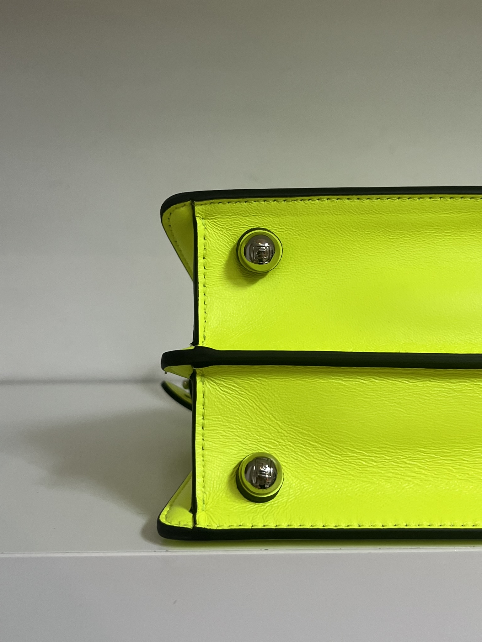 BORSA PEEKABOO ISEE U FENDI
