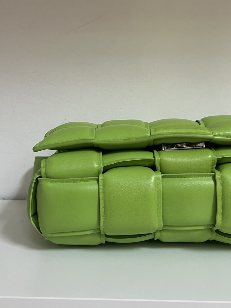 BORSA PADDED CASSETTE BOTTEGA VENETA