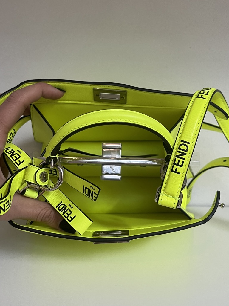 BORSA PEEKABOO ISEE U FENDI
