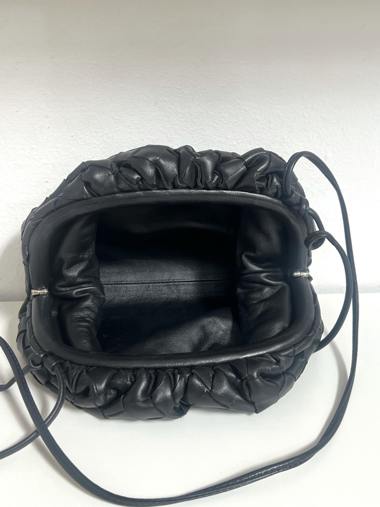 MINI POUCH IN PELLE BOTTEGA VENETA
