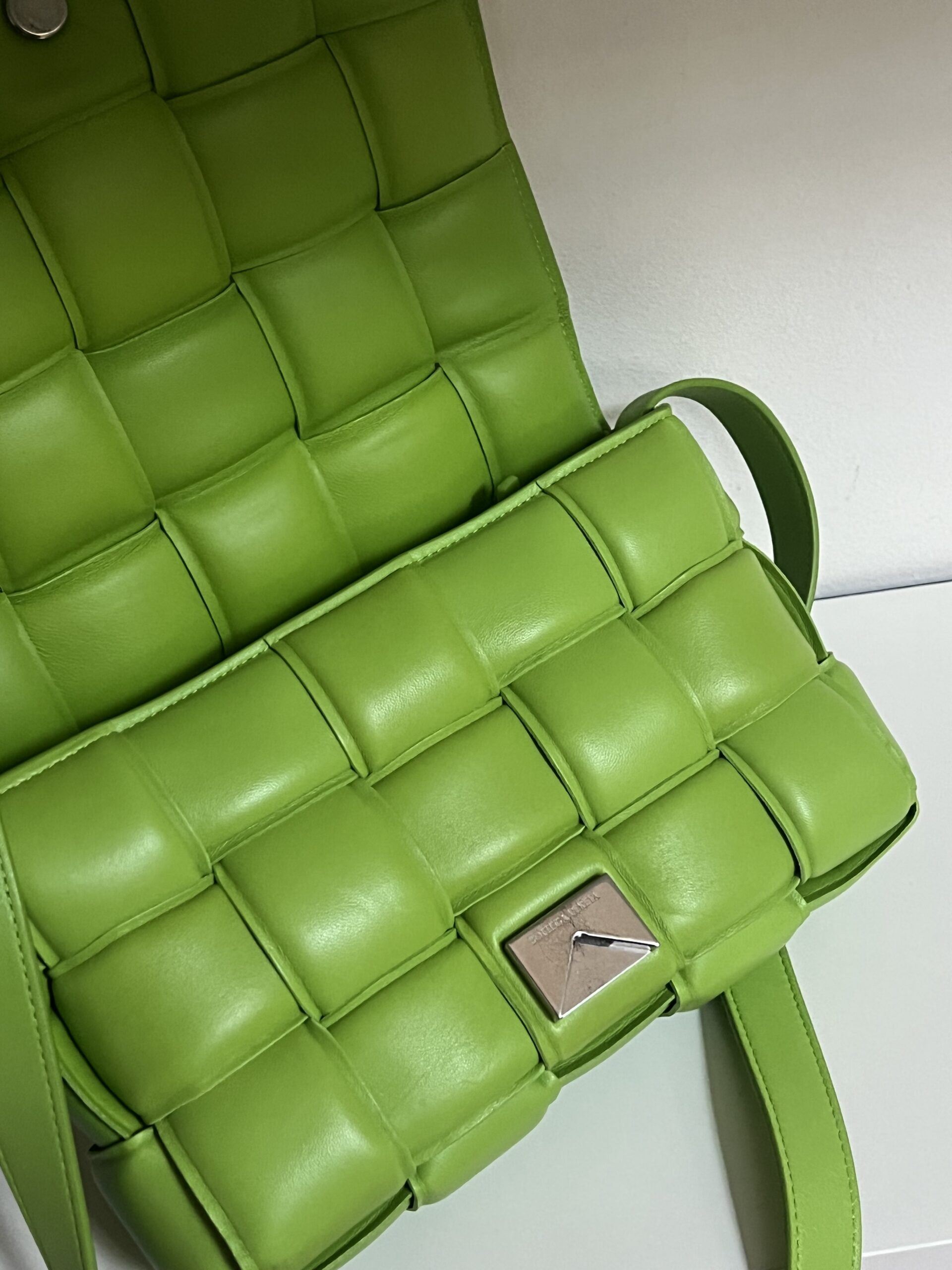 BORSA PADDED CASSETTE BOTTEGA VENETA