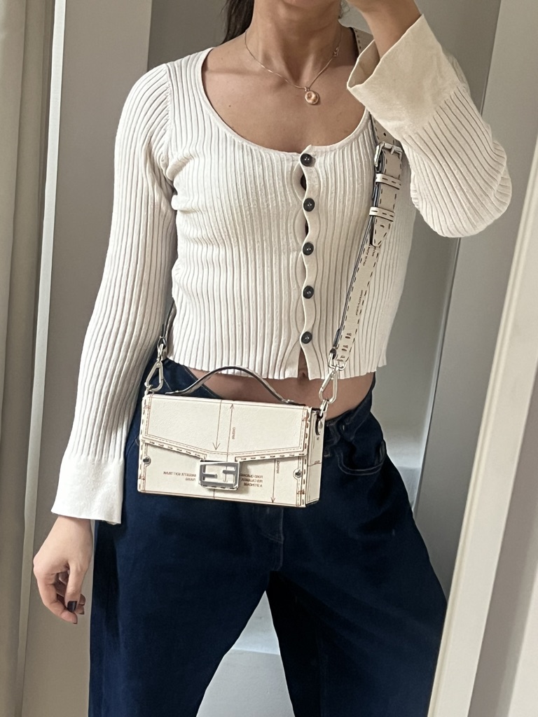 BORSA BAGUETTE SOFT TRUNK FENDI
