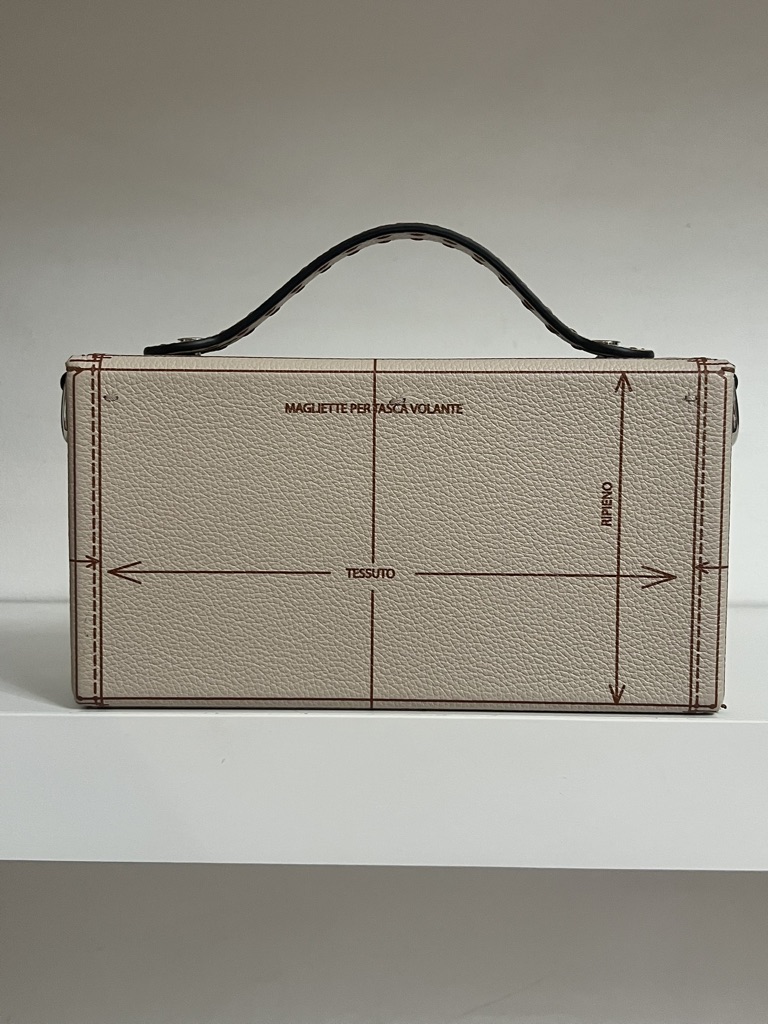 BORSA BAGUETTE SOFT TRUNK FENDI
