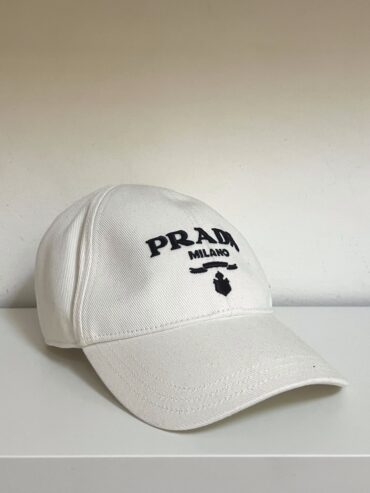 CAPPELLINO DA BASEBALL PRADA