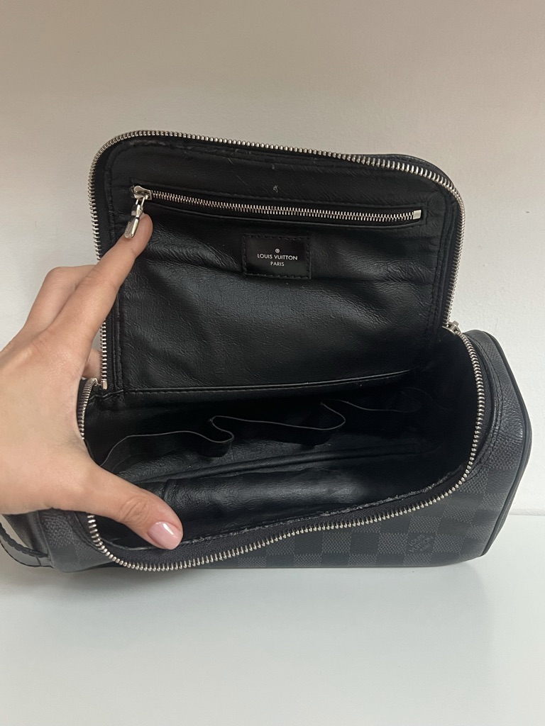 TROUSSE TOILETTE LOUIS VUITTON