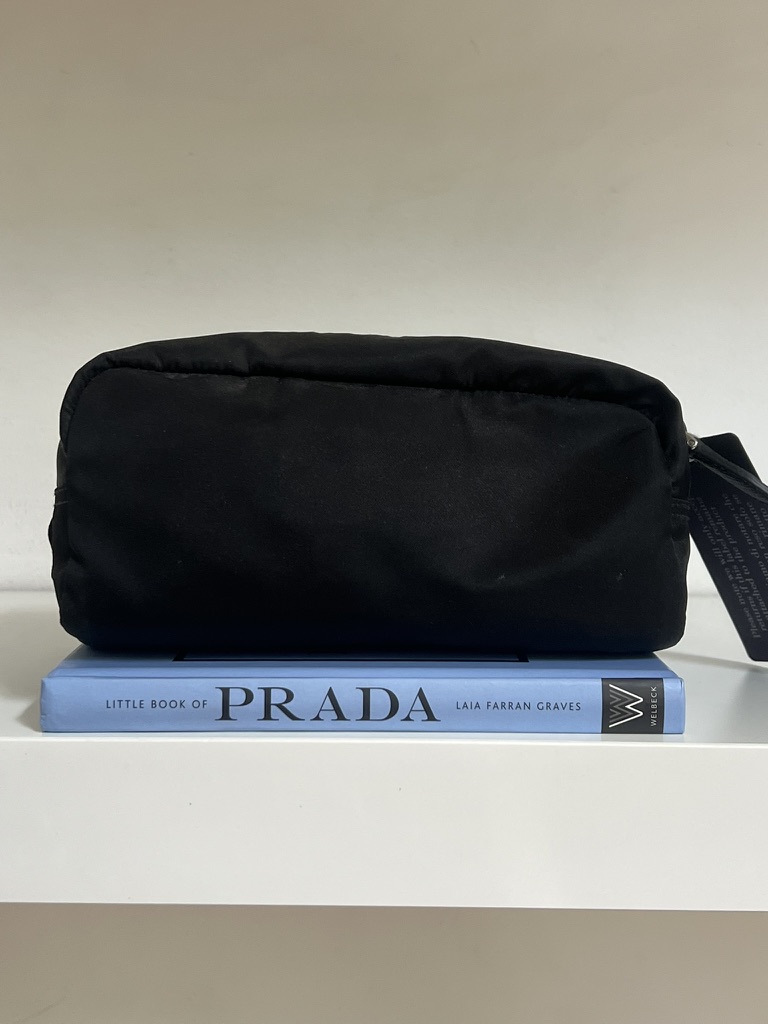 BEAUTY IN RE-NYLON PRADA