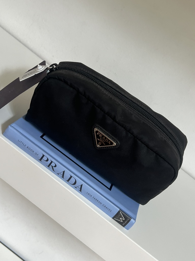 BEAUTY IN RE-NYLON PRADA