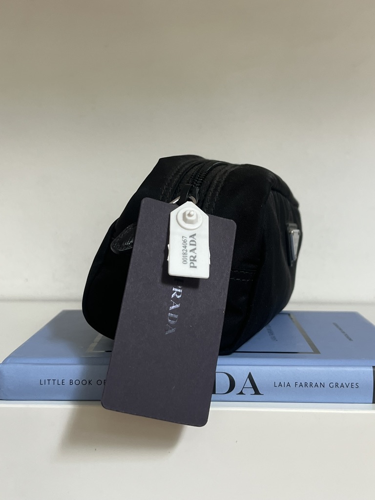 BEAUTY IN RE-NYLON PRADA