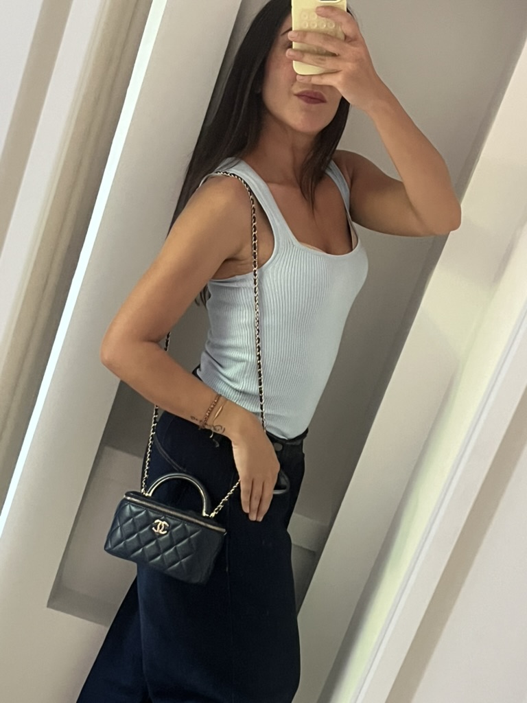 VANITY CON MANICO CHANEL