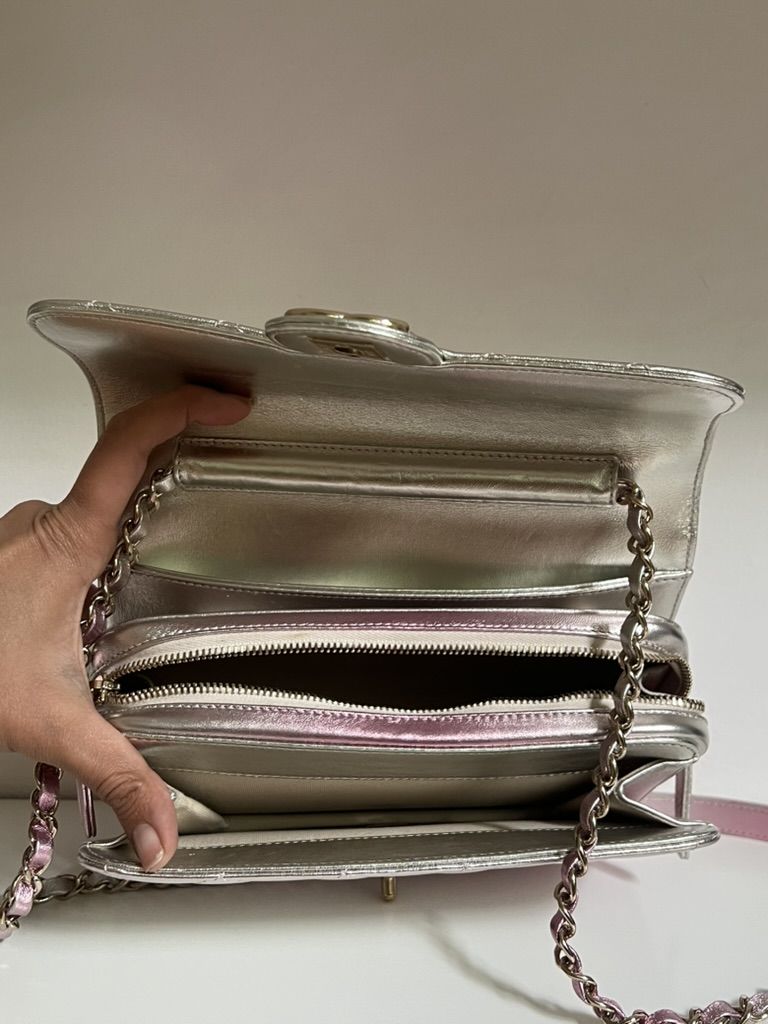 BORSA CLASSICA IRIDESCENTE CHANEL