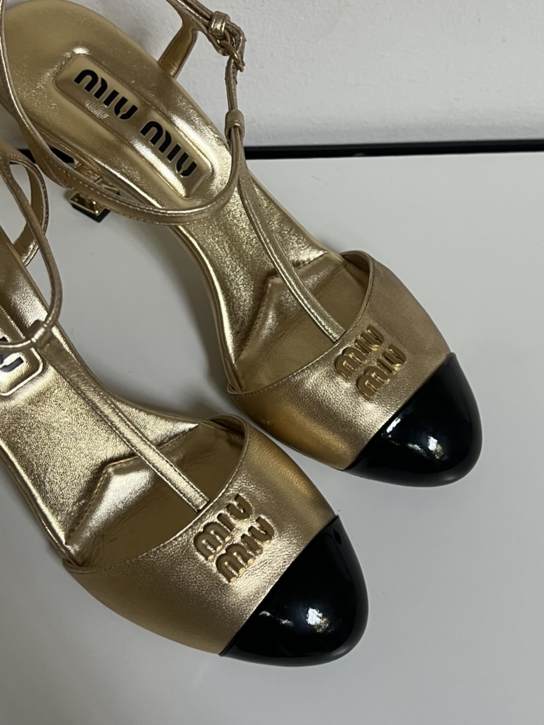 DECOLLETE MIU MIU