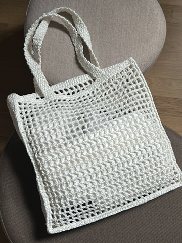 SHOPPING IN CROCHET PRADA
