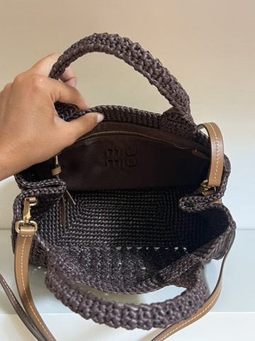 BORSA SHOPPING RAFIA MIU MIU