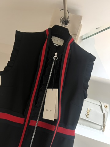 ABITO NERO PROFILI WEB GUCCI