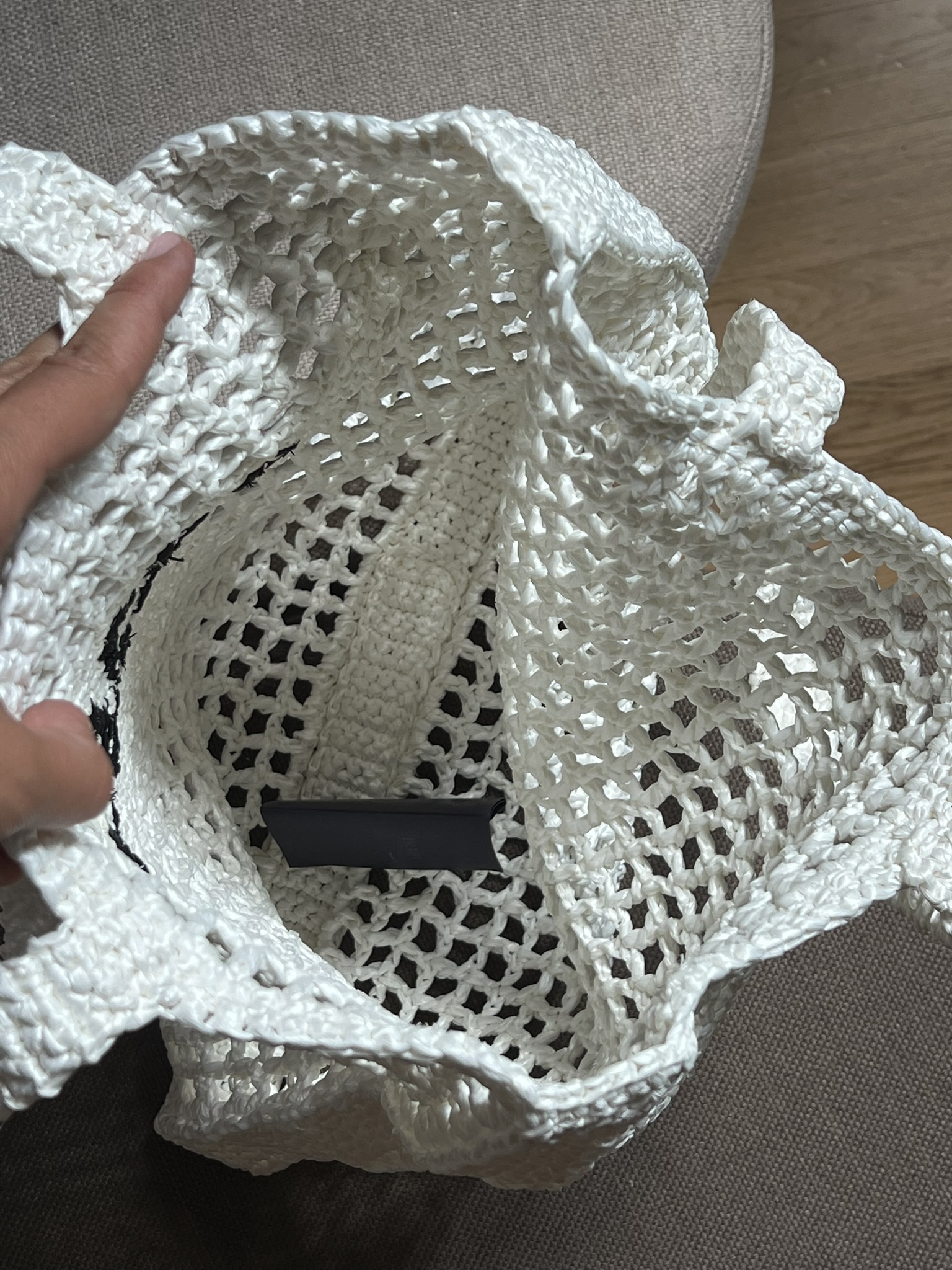 SHOPPING IN CROCHET PRADA