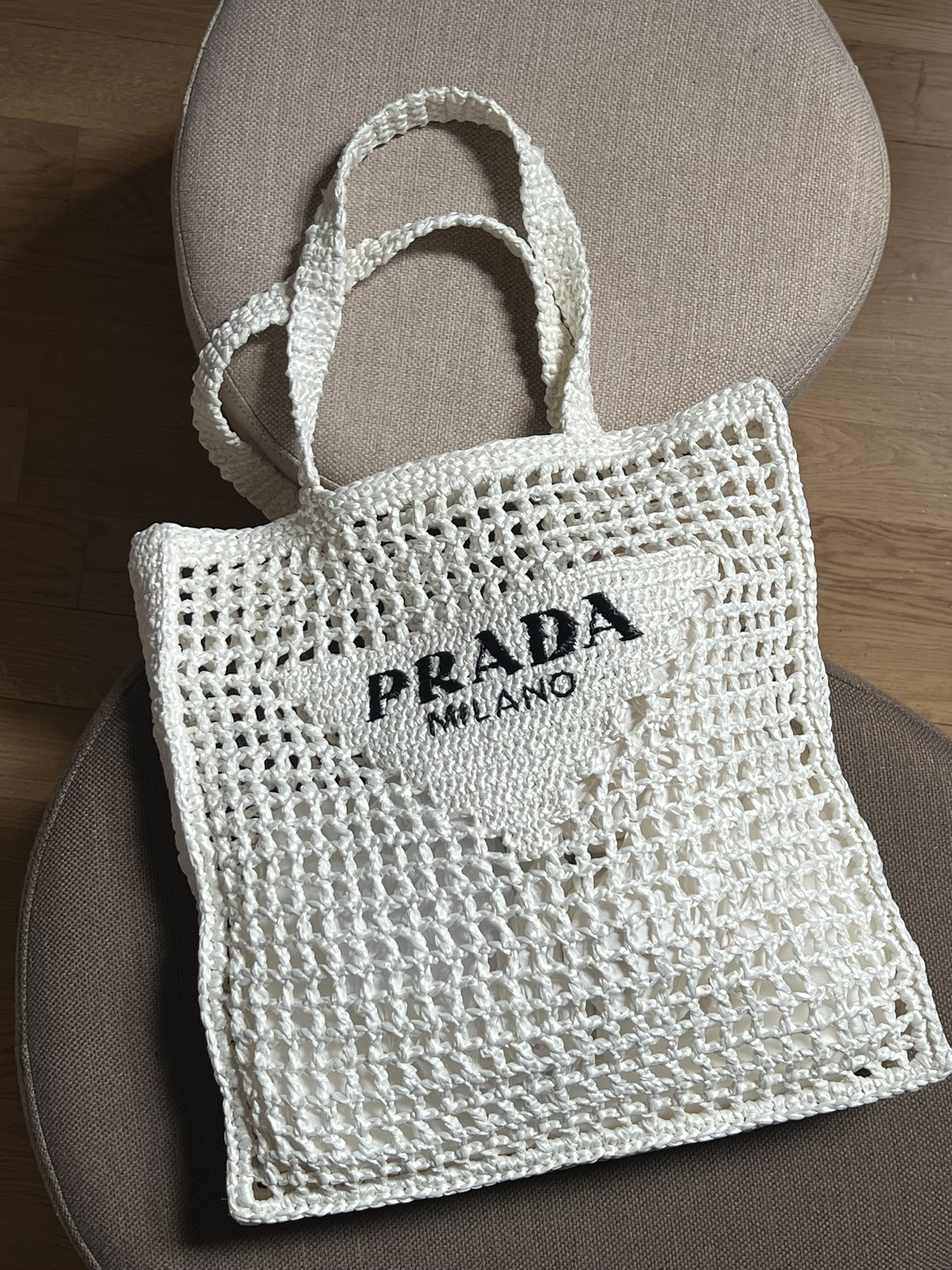 SHOPPING IN CROCHET PRADA
