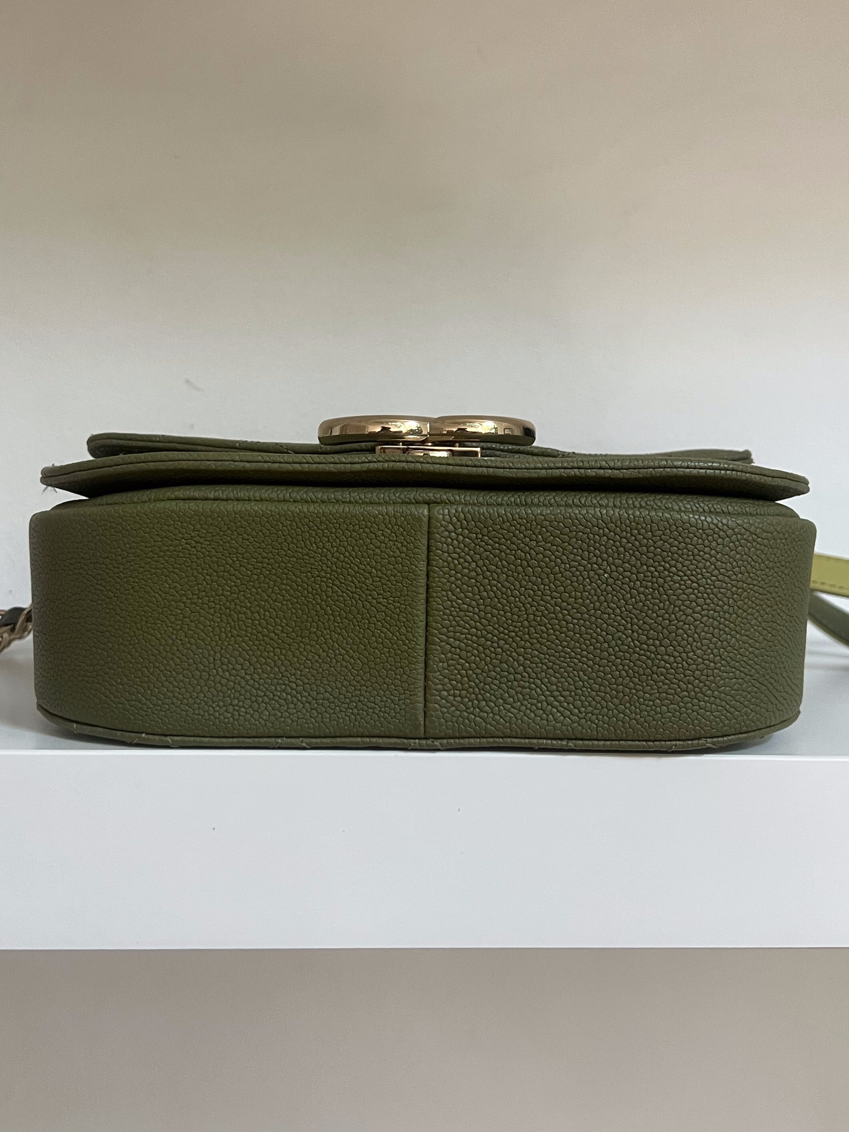 BORSA CON MANICO CHANEL