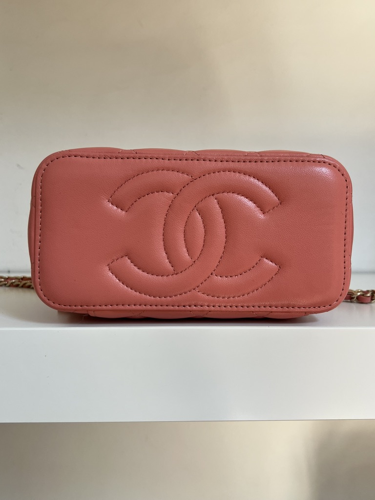 VANITY CON MANICO CHANEL