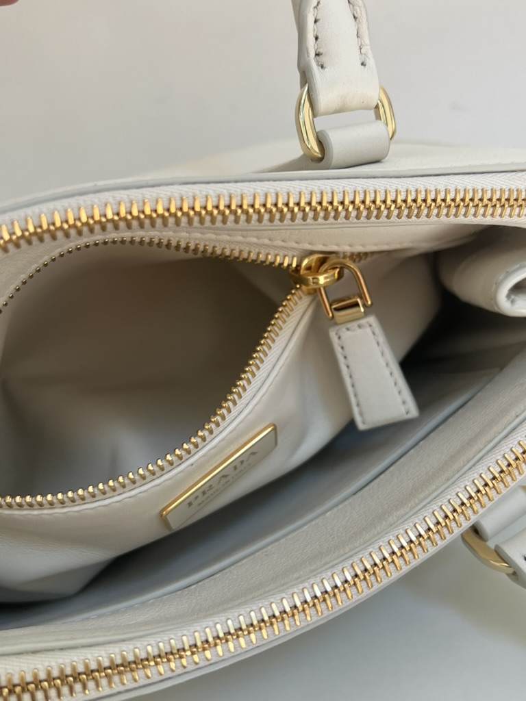 BORSA GALLERIA PICCOLA PRADA