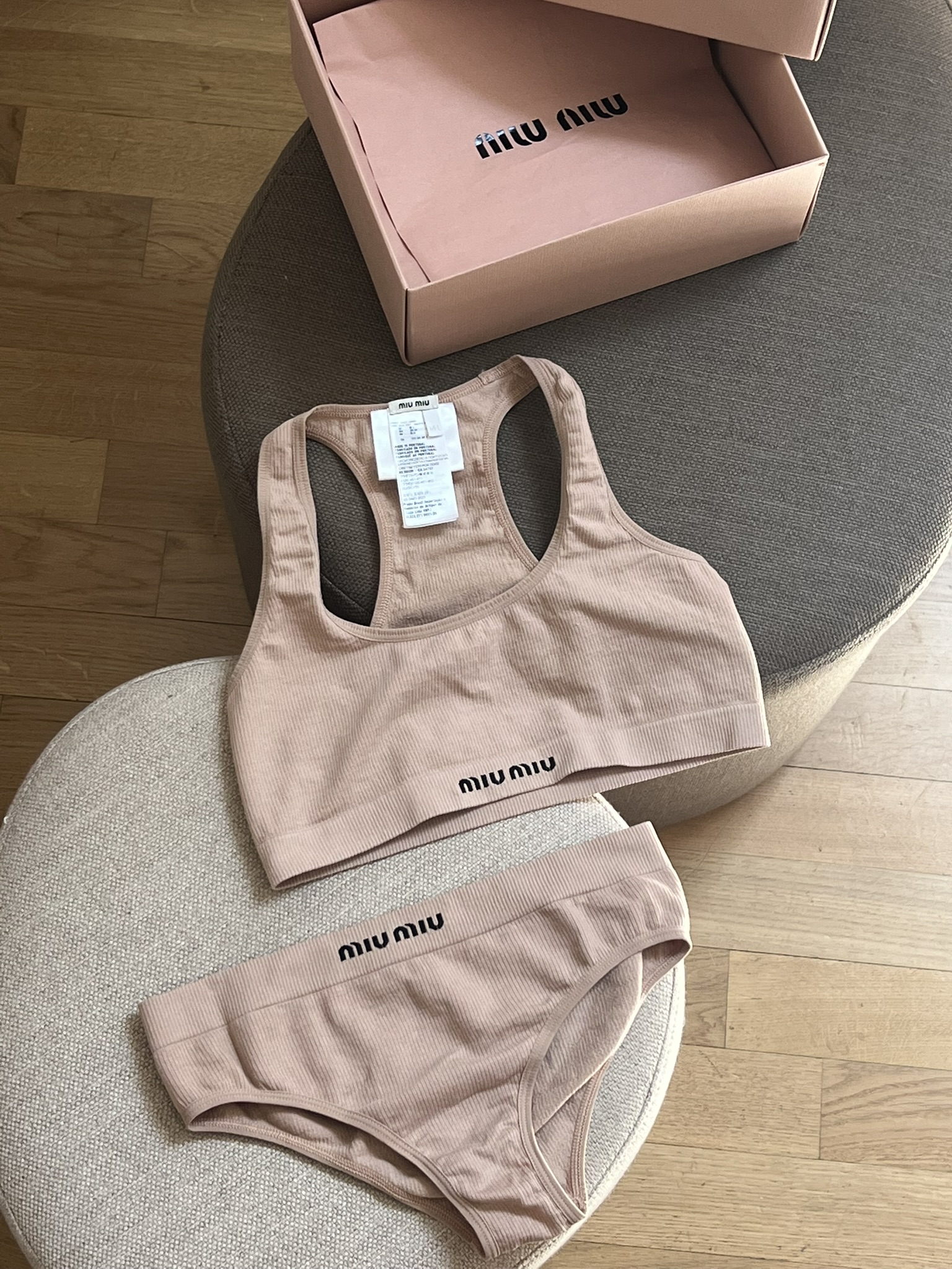 SET TOP + SLIP SEAMLESS MIU MIU