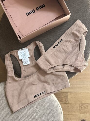 SET TOP + SLIP SEAMLESS MIU MIU