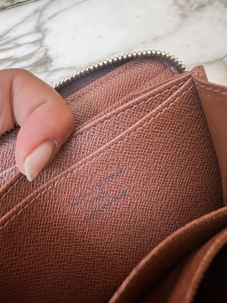 ZIPPY COIN LOUIS VUITTON