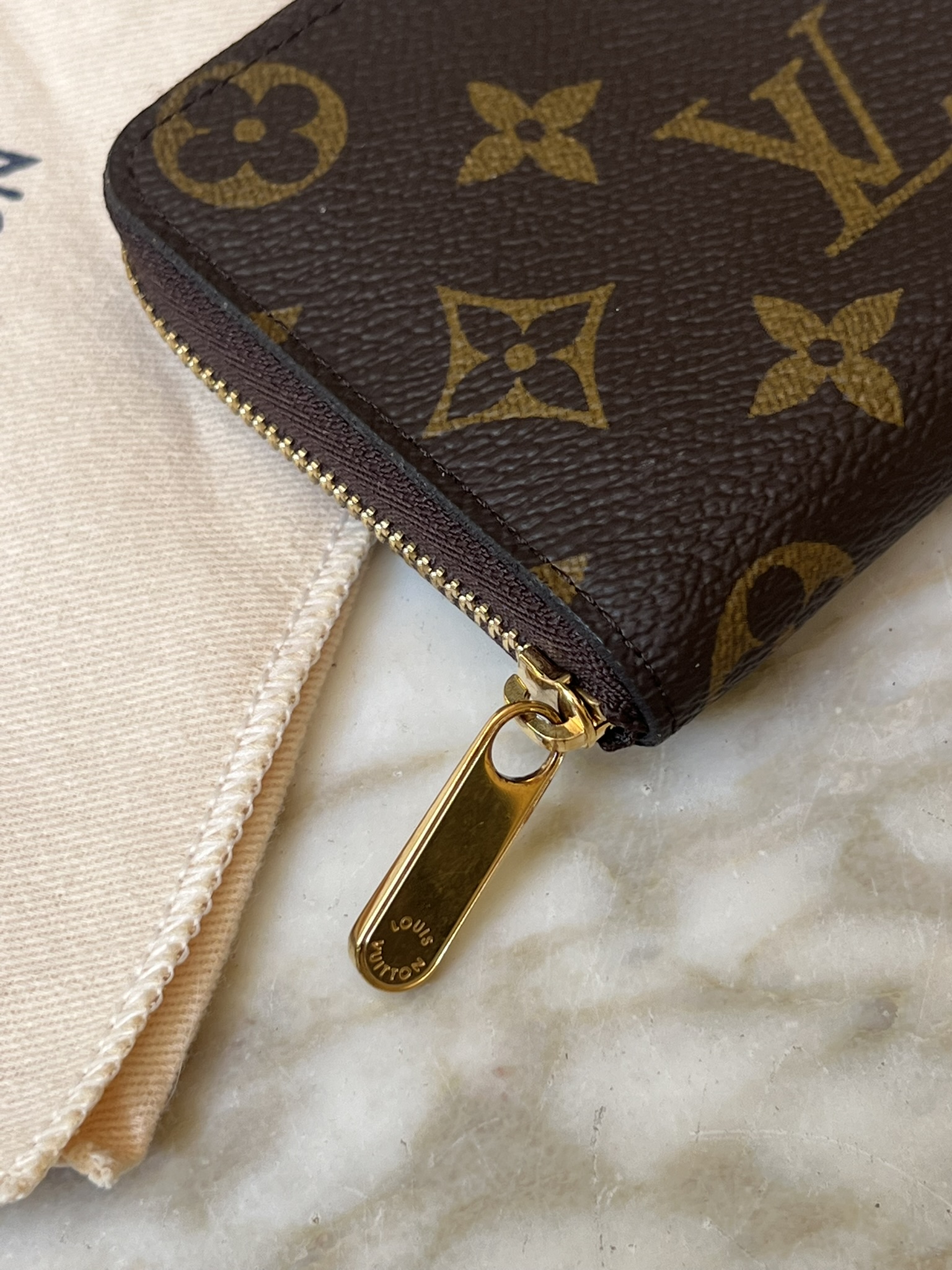 ZIPPY COIN LOUIS VUITTON