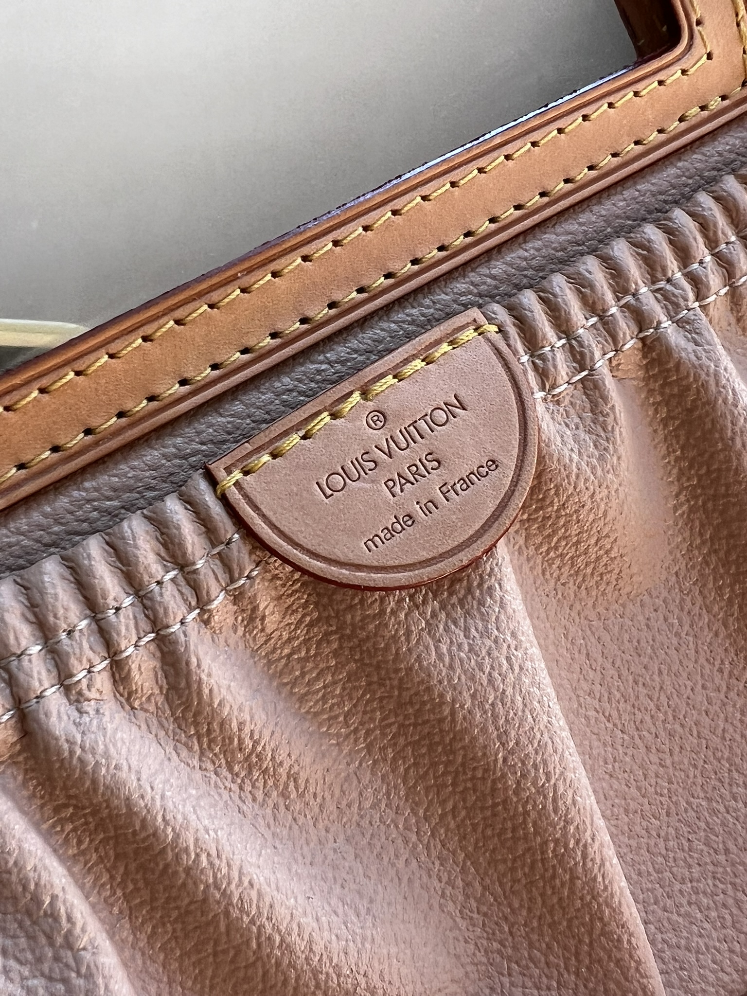 BEAUTY NICE LOUIS VUITTON