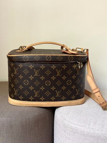 BEAUTY NICE LOUIS VUITTON